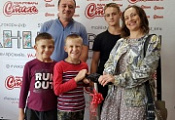 Собирайся в школу с нами! Собирайся в школу с нами!